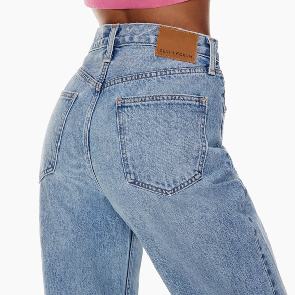 ARITZIA Denim Forum The Boyfriend High Rise Jeans - Picture 3 of 14